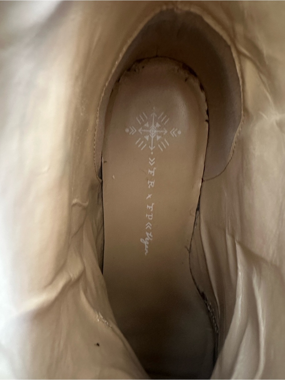 Free People vegan Leather Gold western/ cowboy boot - Picture 16 of 16